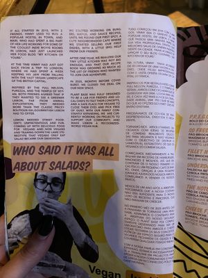 Menu bonus reading  at Plant Base in Lisbon