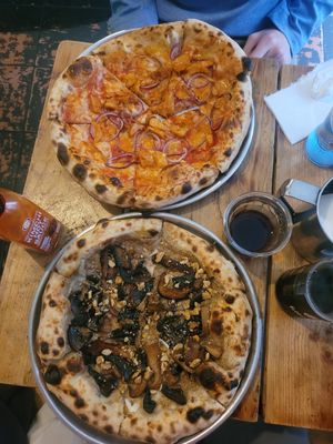 BBQ jackfruit and mushroom pizzas at Plant Base in Lisbon