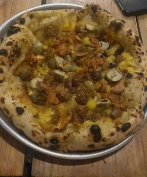 Nepolitana pizza at Plant Base in Lisbon