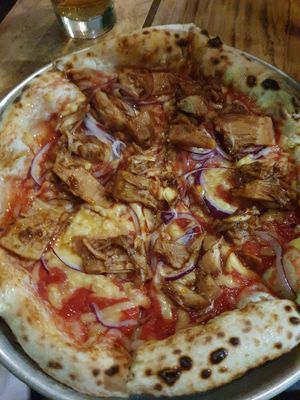 bbq jackfruit pizza at Plant Base in Lisbon
