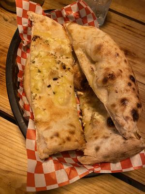 Garlic bread   at Plant Base in Lisbon