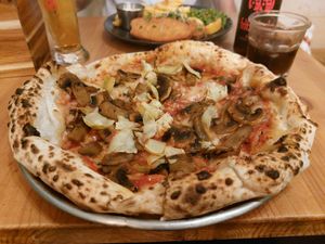 Pizza at Plant Base in Lisbon