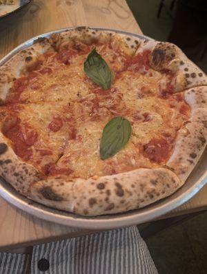 Margherita Pizzaa  at Plant Base in Lisbon