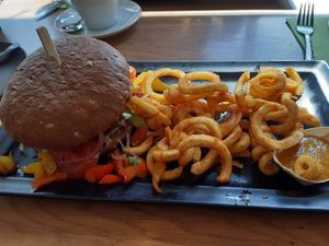 Burger and fries  at Sagenhaft in Bad Harzburg