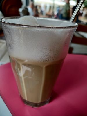 Latte macchiato at Cafe Remmers in Norden