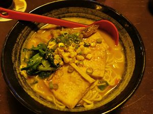 IRO Vegan Ramen mit Tofu und Gemüse at Iro Izakaya in Berlin