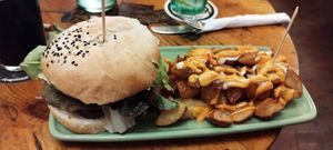 Cactus burguer at Cat Bar in Barcelona