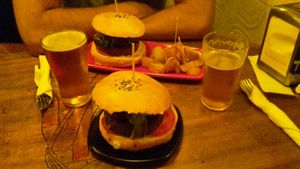 Burger plate at Cat Bar in Barcelona