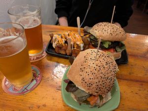 Beer and burgers at Cat Bar in Barcelona