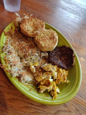 Biscuit breakfast plate at Hard Times Cafe in Minneapolis