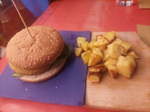 Vegetable burger at Sepofa in Ancona