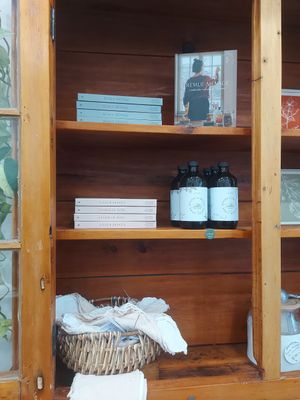  at Les Trappeuses/Les Mauvaises Herbes in Montreal