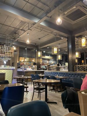 RestaurAnt vibe   at Ezra's Kitchen  in North London