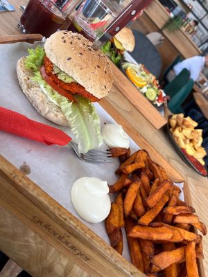 Dr. Avocado   at Cafe Gutenburger in Marburg