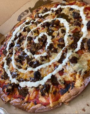 🔥🔥🔥Jerk Chicken Thin Crust Pizza🔥🔥🔥
https://eatveganaire.square.site/ at Veganaire in Alpharetta