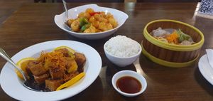 Feast at Veggie House  in Chicago