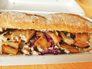 Bocadillo de nopollo at Fresh Green in San Sebastian