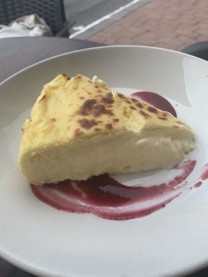 Cheesecake   at Fresh Green in San Sebastian