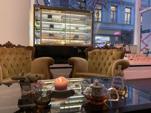 Boom! at Round & Square in Helsinki