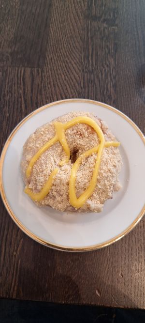 Eldenflower lemon curd at Round & Square in Helsinki