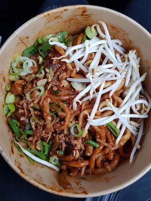 Udon satay au tofu at Thai Break in Saran