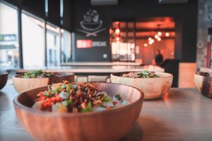 Vue intérieure avec plats at Thai Break in Saran