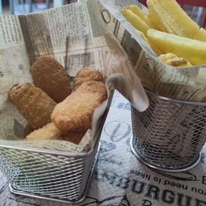  at LK Grill in Luarca