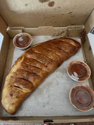 this is the medium size!   at Mario's Pizza in Orlando