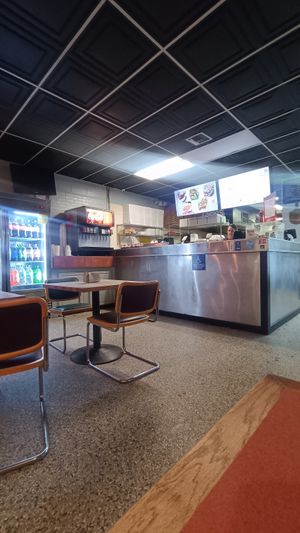  at Mario's Pizza in Orlando