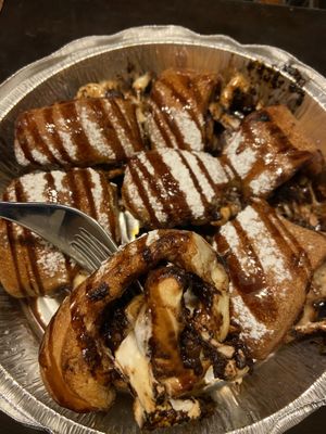 Vegan s’mores  at Mario's Pizza in Orlando