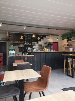 Inside at Mur in Huy