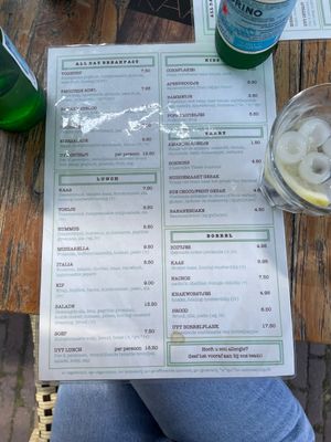 Vegan options marked VG  at Thuys in Wijk in Wijk Bij Duurstede