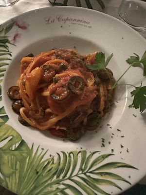 Linguini puttanesca  at La Capannina in Capri