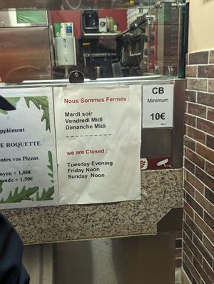  at La Mia Pizza in Paris