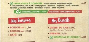Panini Vegan & Désert Vegan (Mousse au chocolat - Tiramisu) at La Mia Pizza in Paris