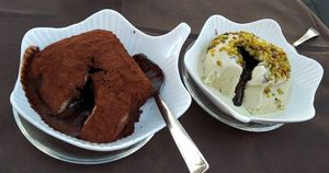Tartufo vegan nocciola e cioccolato at Bar del Centro in Pizzo