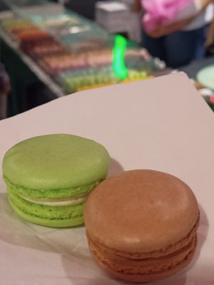 Mango lime and stroopwaffle at Smaakaron in Groningen