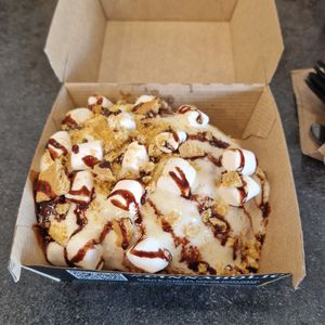  at Cinnaholic in Warner Robins