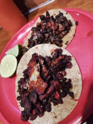 Tacos tipo tocino y chicharrón! at El vegano urbano. in Guadalajara