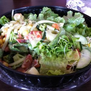 Green Salad at La Oliva Verde in San Jose