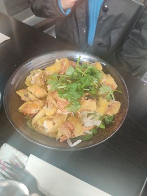 Rice noodles with spring rolls at Mama Tai in Aachen