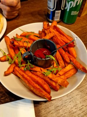 Süßkartoffelpommes at Burger Pizza by EK in Landeck