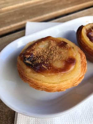 Vegan pastel de nata with cinnamon  at Vegan Nata - Chiado in Lisbon