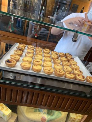 Here they are on a heated tray  at Vegan Nata - Chiado in Lisbon