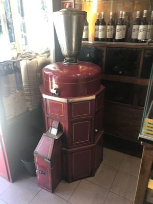 Nice machines  at Vegan Nata - Chiado in Lisbon