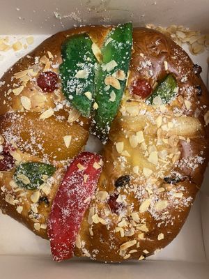 Vegan Bolo Rei at Vegan Nata - Chiado in Lisbon