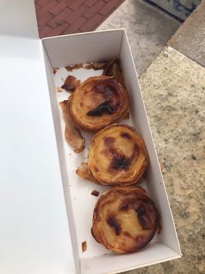 Still warm🥺  at Vegan Nata - Chiado in Lisbon