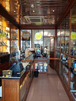 Inside at Vegan Nata - Chiado in Lisbon