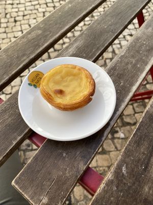 Vegan tart  at Vegan Nata - Chiado in Lisbon