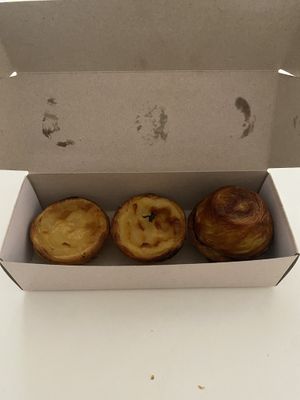 The 4 I haven’t scoffed yet  at Vegan Nata - Chiado in Lisbon